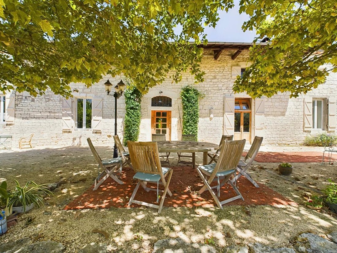 Villa in Tremons, Nouvelle-Aquitaine, France 2 - 18578290