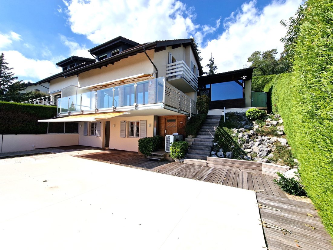 Villa in Arzier-Le Muids, Vaud, Switzerland 2 - 18575955