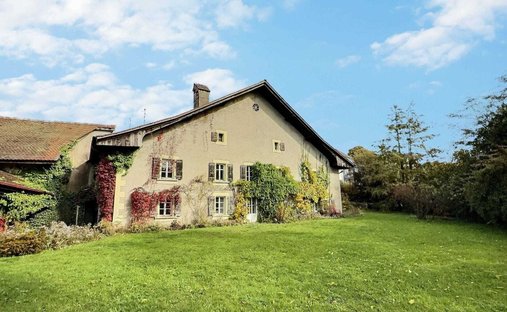 Villa in Le Mont-sur-Lausanne, Vaud, Switzerland 1
