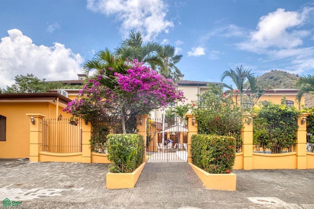 House in Playa Herradura, Puntarenas Province, Costa Rica 1 - 17847111