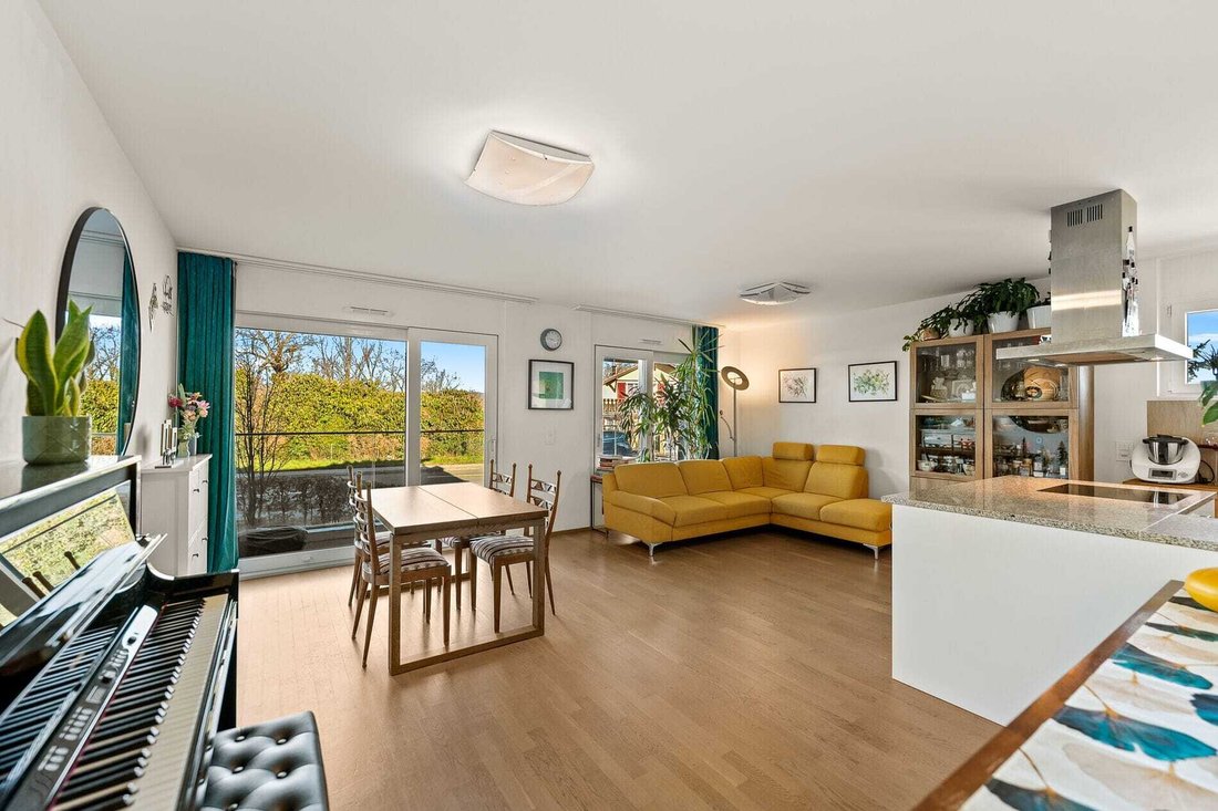 Apartment in Saint-Sulpice, Vaud, Switzerland 1 - 18576411
