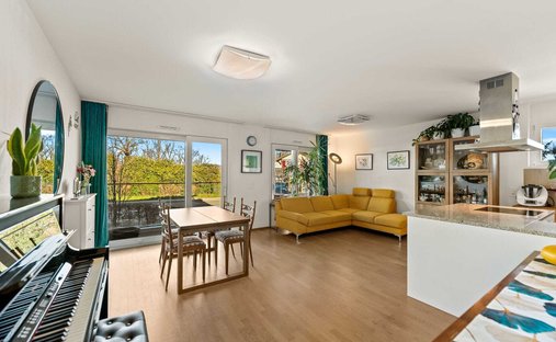 Apartment in Saint-Sulpice, Vaud, Switzerland 1