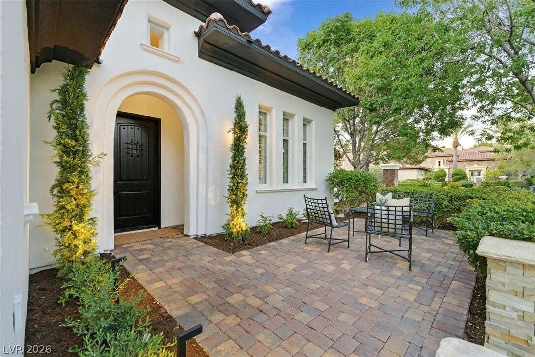 House in Las Vegas, Nevada, United States 5 - 18576997