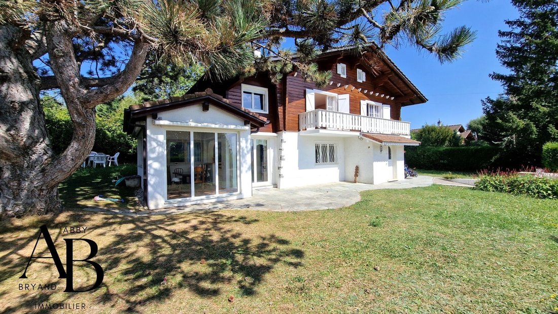 Villa in Le Vaud, Vaud, Switzerland 2 - 18576085