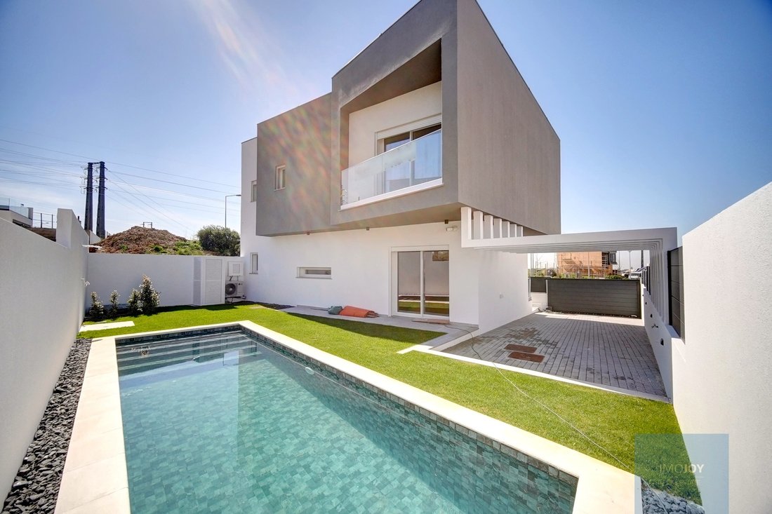 House in Sao Domingos de Rana, Lisbon, Portugal 1 - 18578074