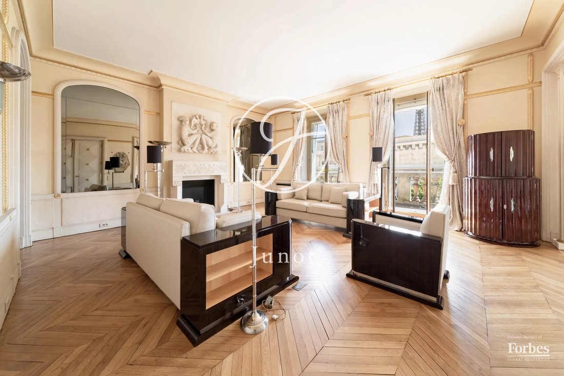 Apartment in Chaillot, Paris 16e Arrondissement, Paris 3 - 17287484