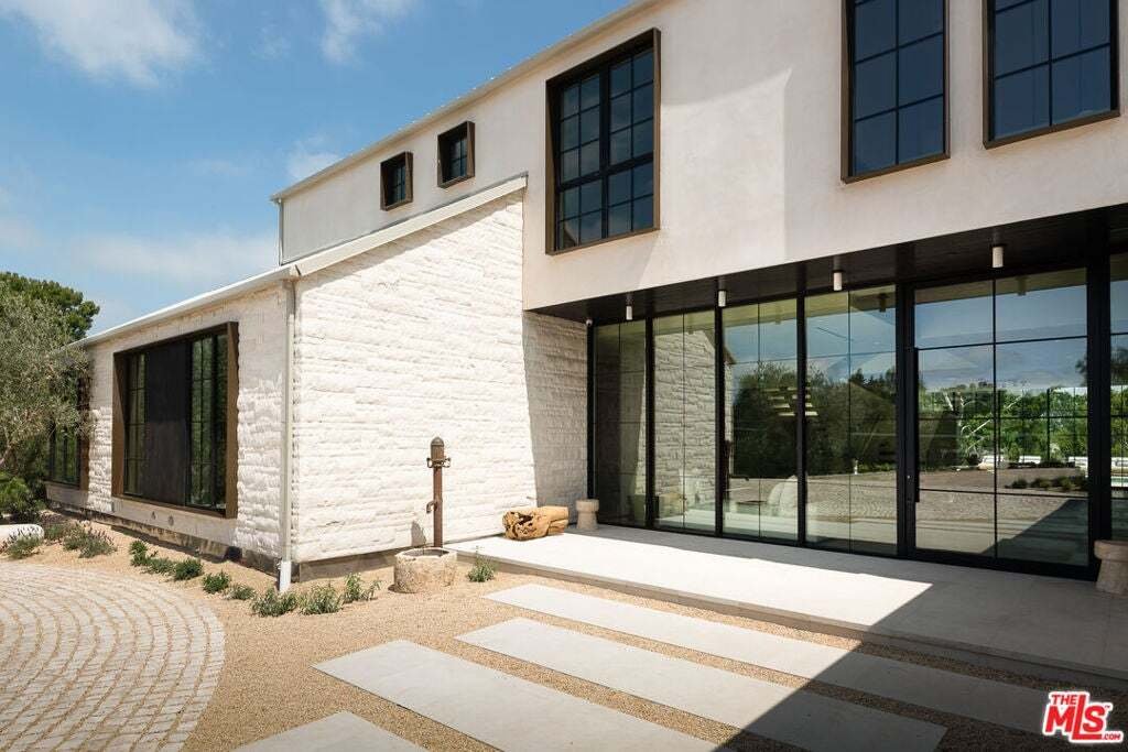 House in Hidden Hills, California, United States 3 - 18577020