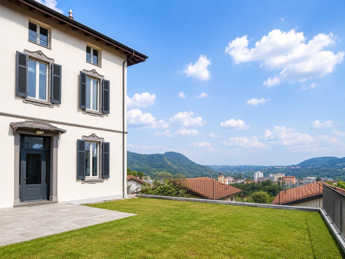 Villa in Morbio Inferiore, Ticino, Switzerland 3 - 18575863
