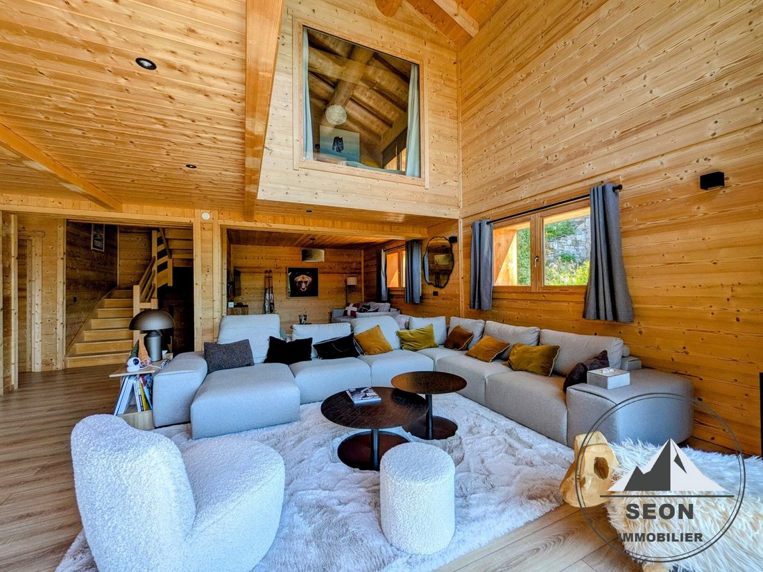 Chalet in Montvalezan, Auvergne-Rhône-Alpes, France 3 - 18578728