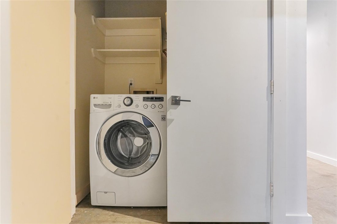 Condo in Houston, Texas, United States 4 - 18577972