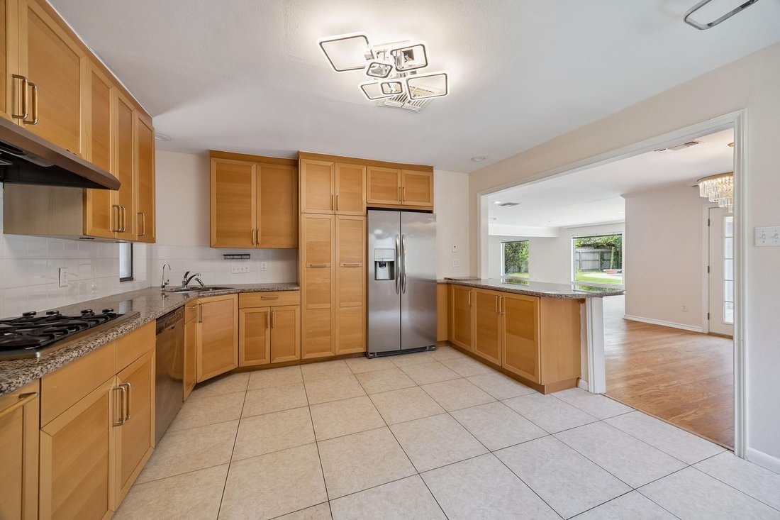 House in Houston, Texas, United States 5 - 18577938