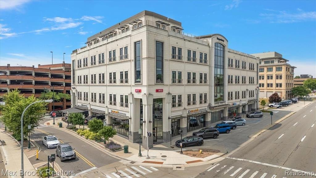 Condo in Birmingham, Michigan, United States 1 - 18577101
