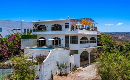 House in La Peñita de Jaltemba, Nayarit, Mexico 1