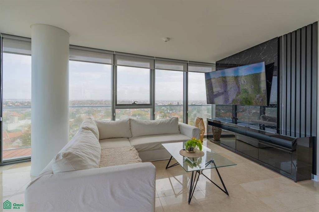 Condo in Mar del Plata, Buenos Aires Province, Argentina 3 - 17731759
