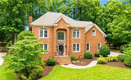 House in Jamestown, North Carolina, United States 1