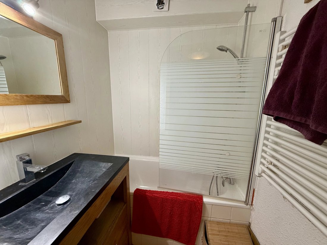 Apartment in Les Allues, Auvergne-Rhône-Alpes, France 4 - 18575093