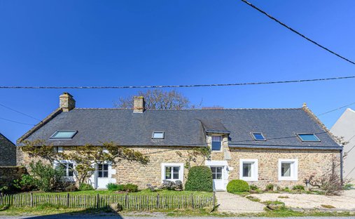 Maison à Centre Bourg, Séné, France 1