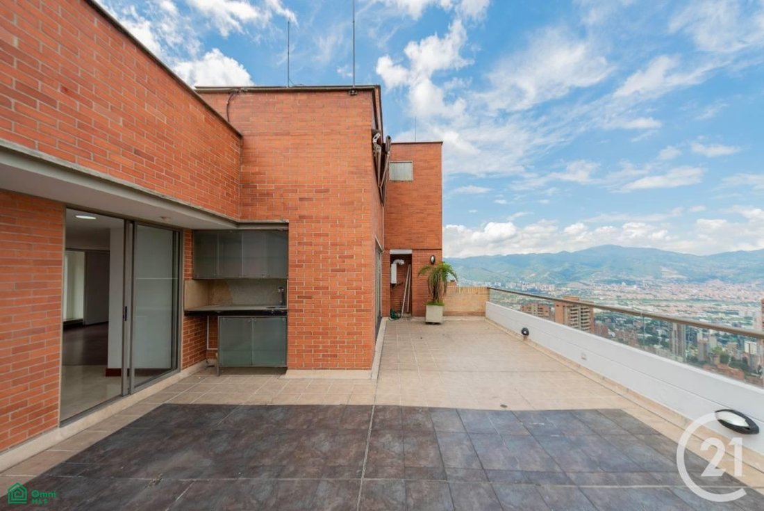 Condo in Medellín, Antioquia, Colombia 1 - 17296492