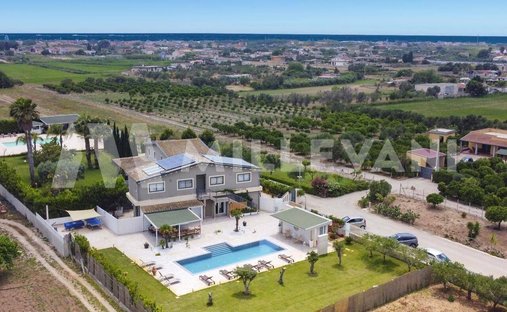 Villa in Ispica, Sicily, Italy 1