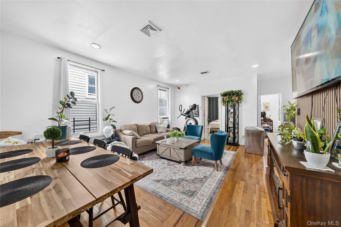 House in New York, New York, United States 5 - 18577104