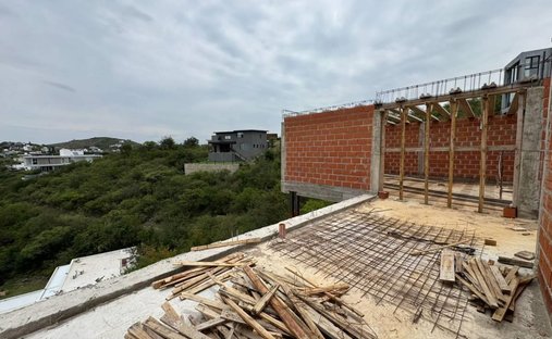 House in La Calera, Cordoba, Argentina 1
