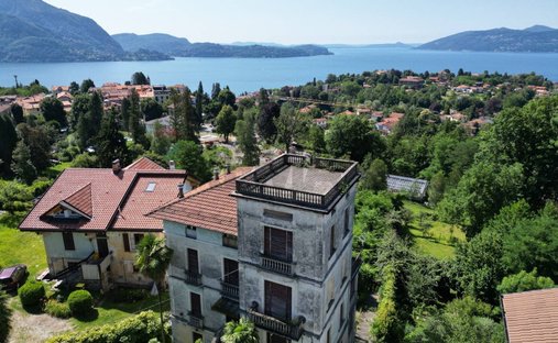 Villa in Verbania, Piedmont, Italy 1