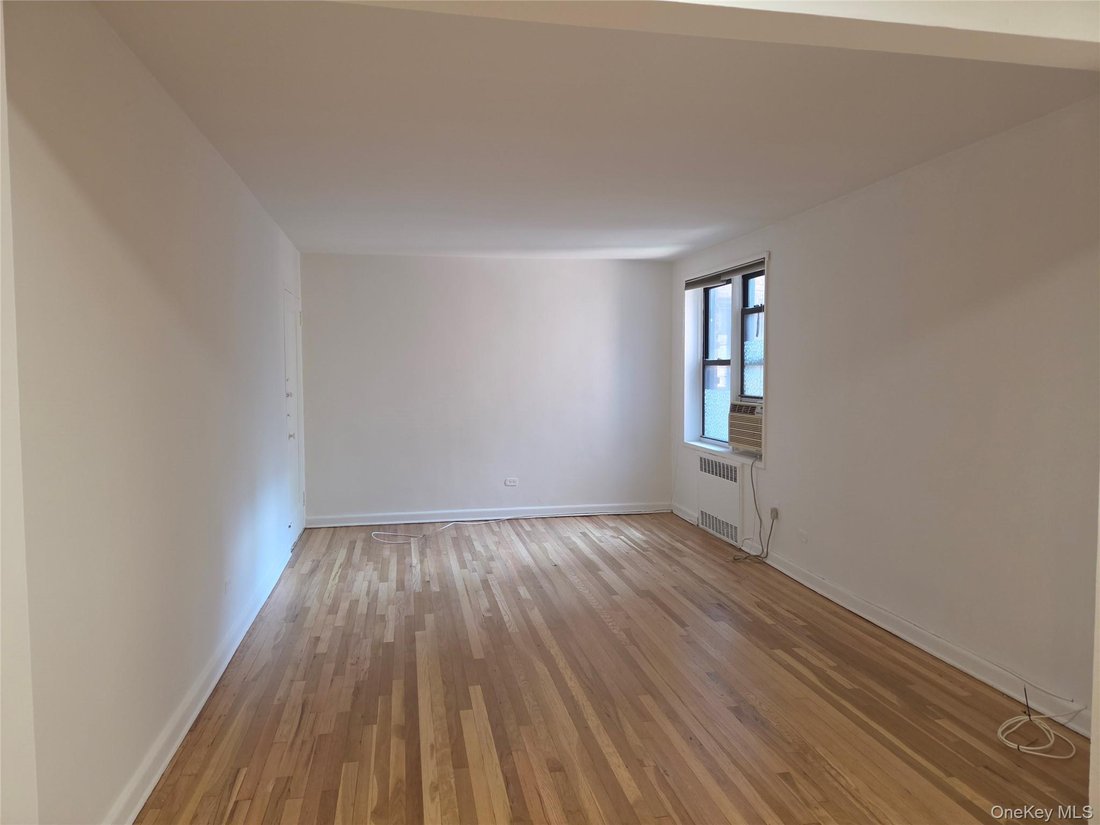 Co Op in New York, New York, United States 4 - 18577781