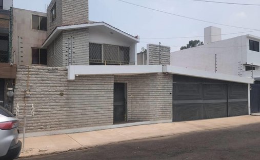 House in Santa Catarina Yecahuitzotl, Mexico City, Mexico 1