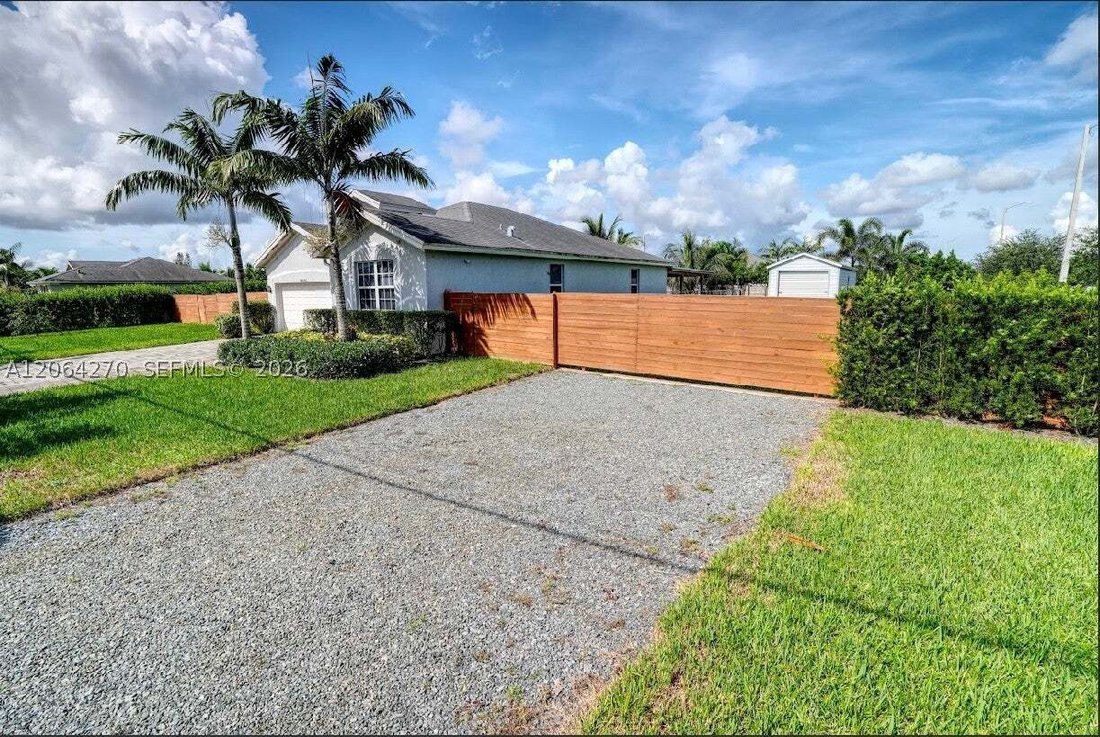 House in Homestead, Florida, United States 3 - 18576896