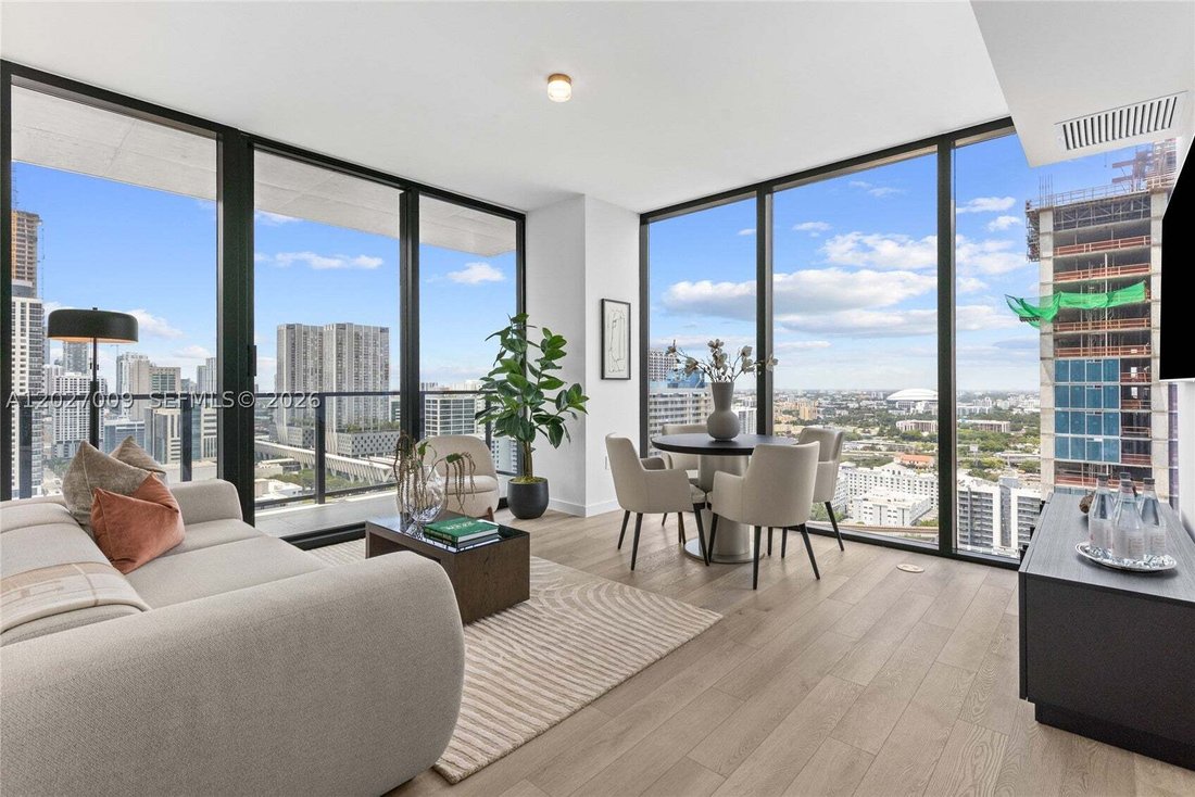 Condo in Miami, Florida, United States 2 - 18041476