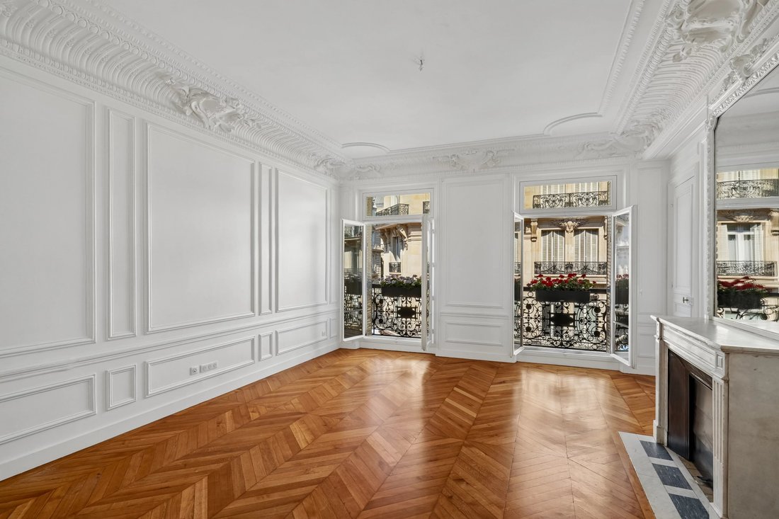 Apartment in Paris 8e Arrondissement, Paris, France 3 - 18574400