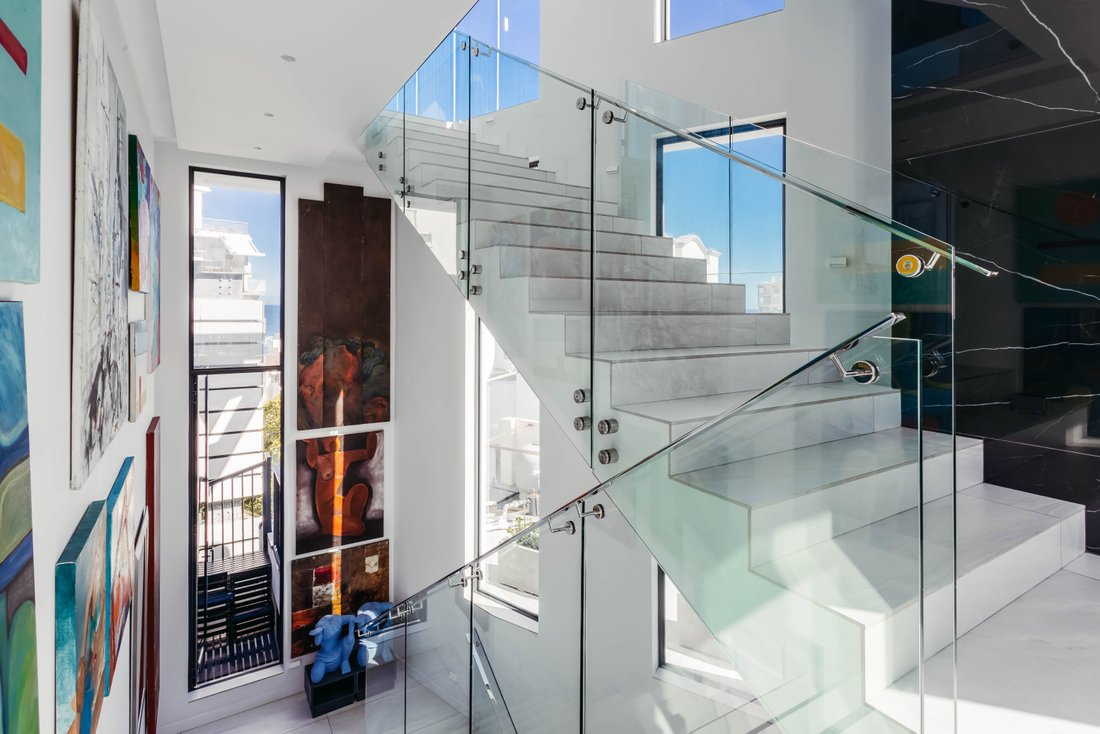 Apartment in Cape Town, Western Cape, South Africa 4 - 18575275