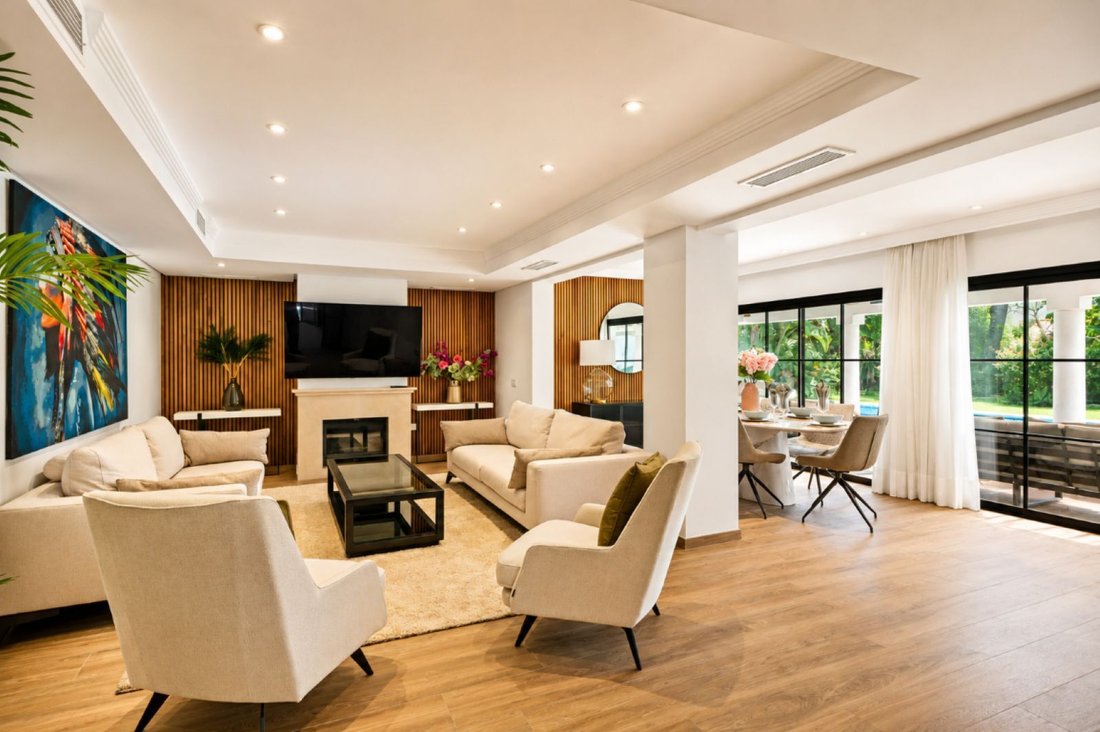 Villa in Elviria-Cabopino, Marbella, Spain 5 - 18576295