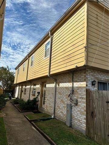 Metairie, Louisiana, United States 3 - 18577378