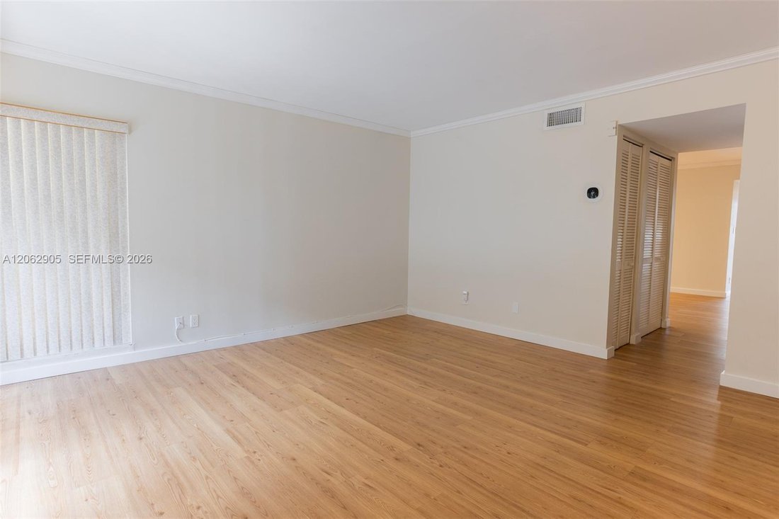 Condo in Miami, Florida, United States 4 - 18577770