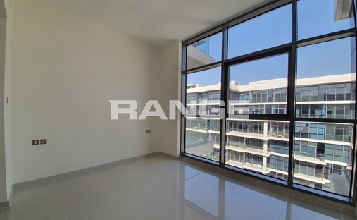 Apartment in Damac Hills, Dubai, United Arab Emirates 1