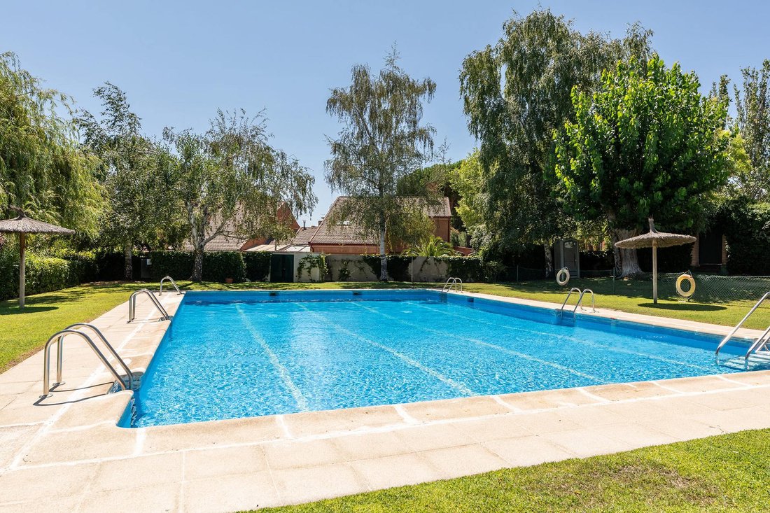 Villa in Majadahonda, Comunidad de Madrid, Spain 4 - 18574480