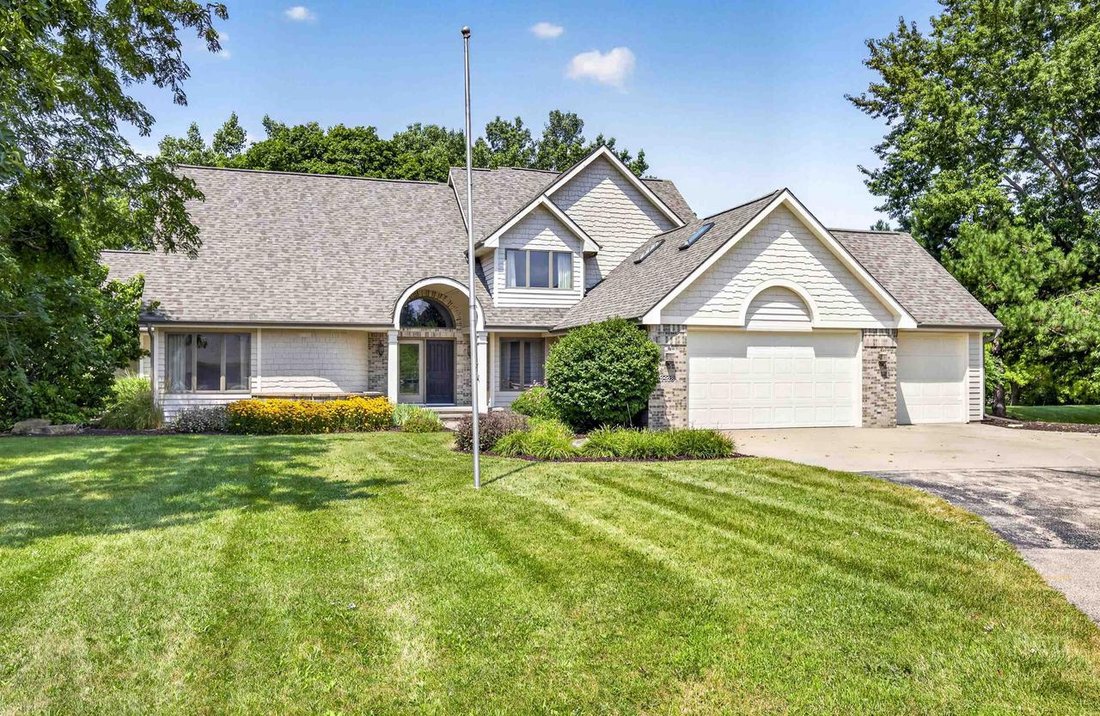 House in Neenah, Wisconsin, United States 1 - 18576182