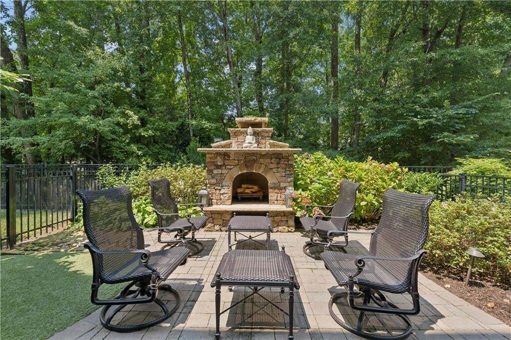 Townhouse in Alpharetta, Georgia, United States 3 - 18577320