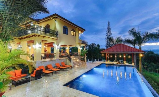 Haus in Pérez Zeledón, Costa Rica 1