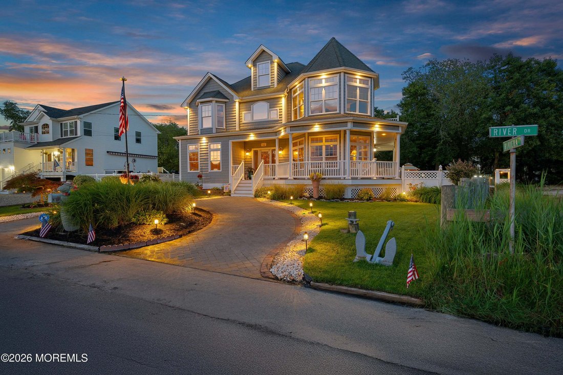 House in Toms River, New Jersey, United States 3 - 18575995