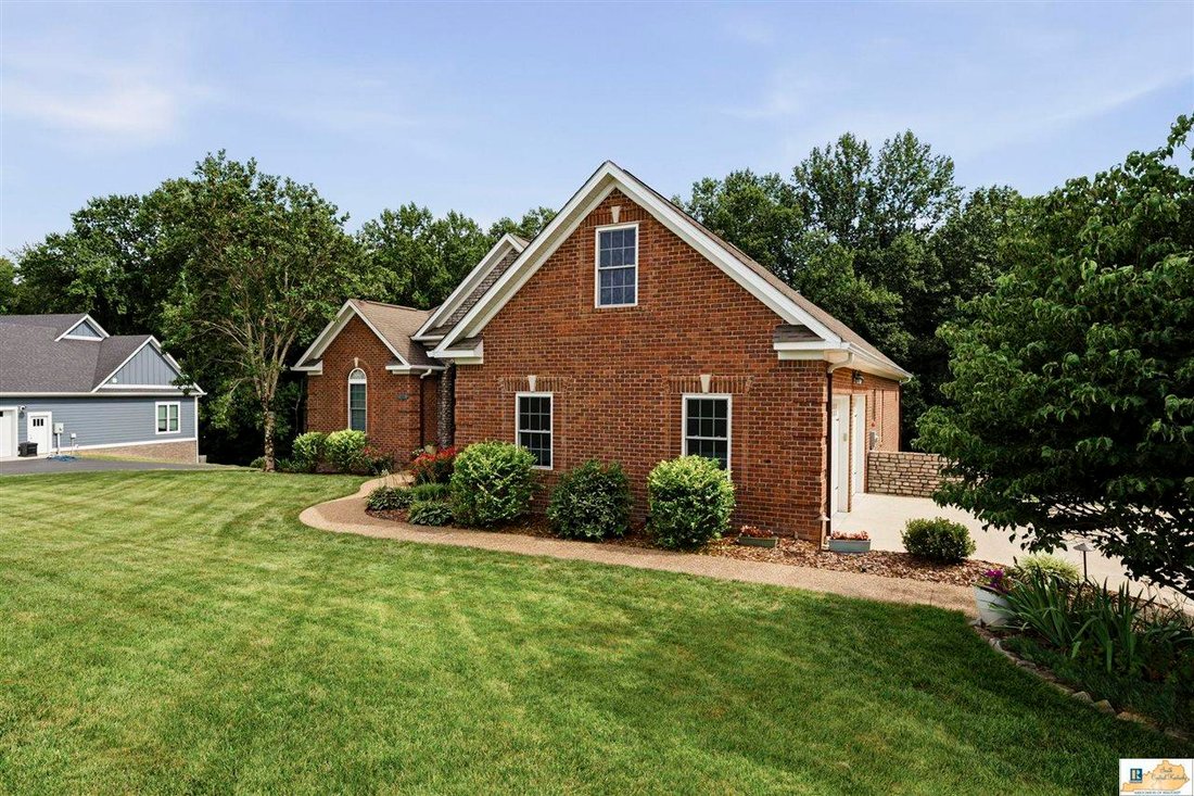 Farm Ranch in Glasgow, Kentucky, United States 5 - 18574357