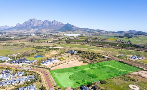 Land in Paarl, Western Cape, South Africa 1