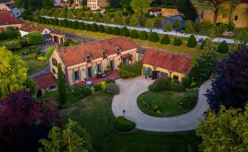 Estate in Coulommiers, Ile-de-France, France 1