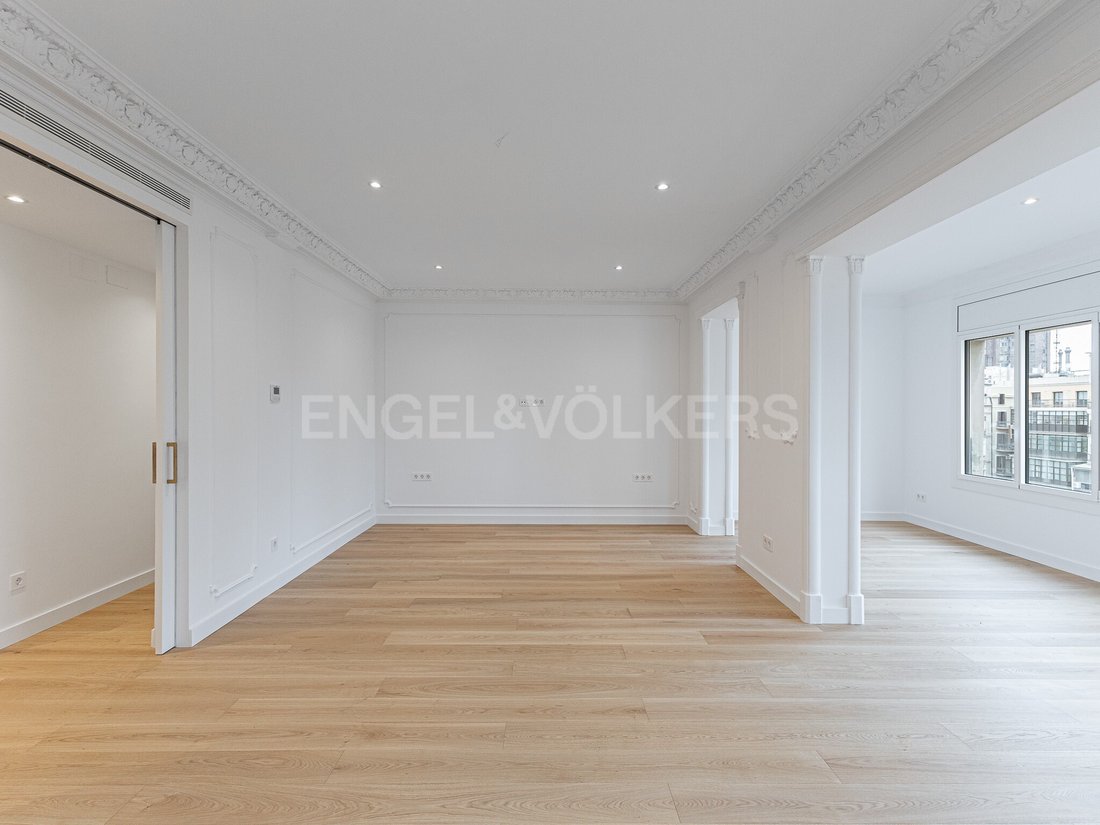 Apartment in Eixample, Barcelona, Spain 3 - 18577722