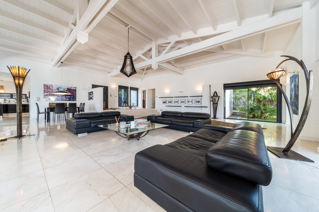 Villa in France 3 - 18578785
