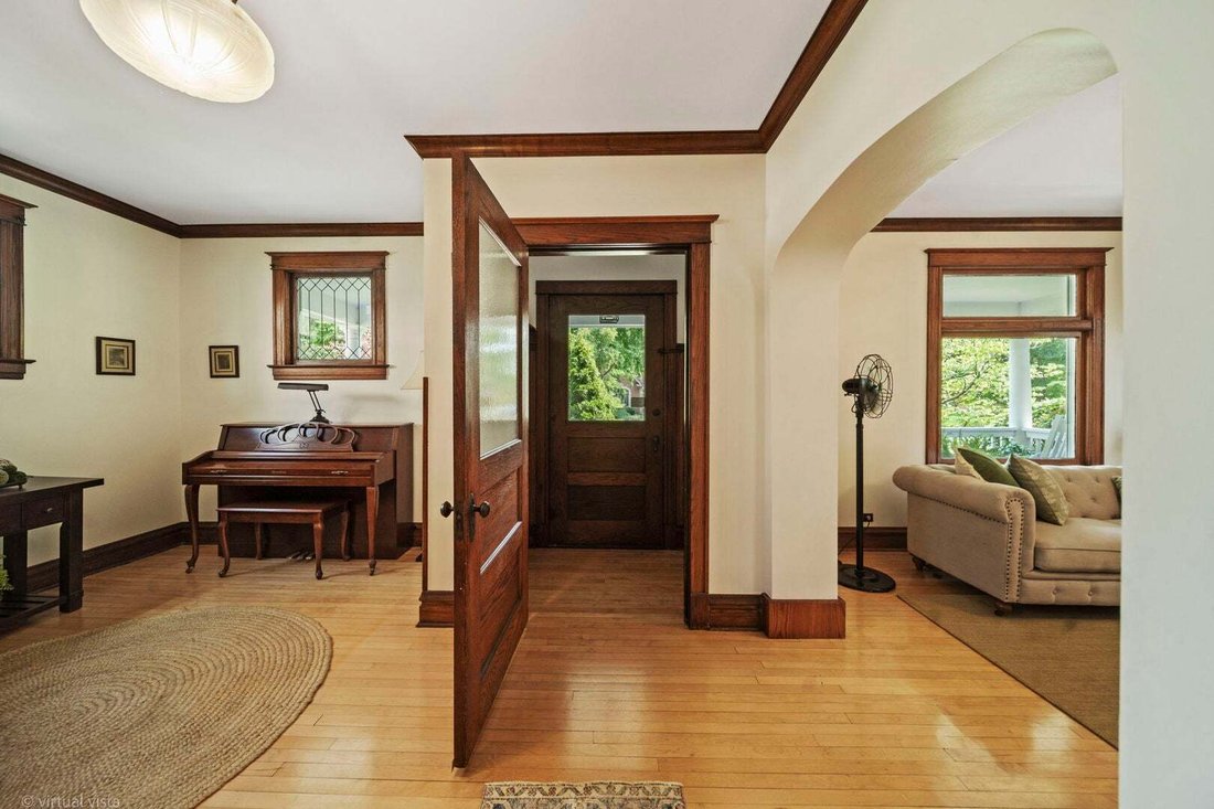 House in Elmhurst, Illinois, United States 5 - 18577285