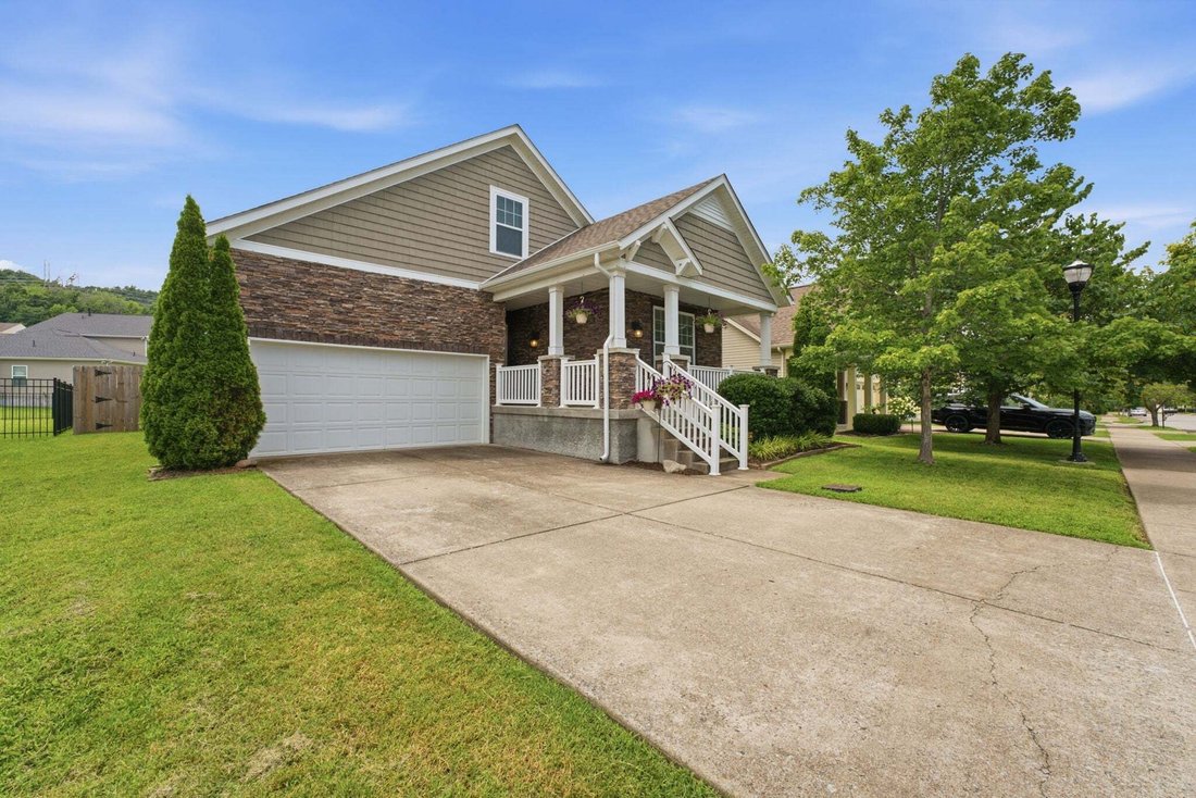 House in Nashville, Tennessee, United States 2 - 18576611