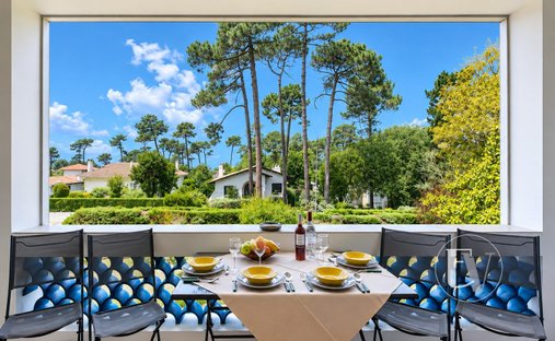 Apartment in Aiguillon-Port, La Teste-de-Buch, France 1