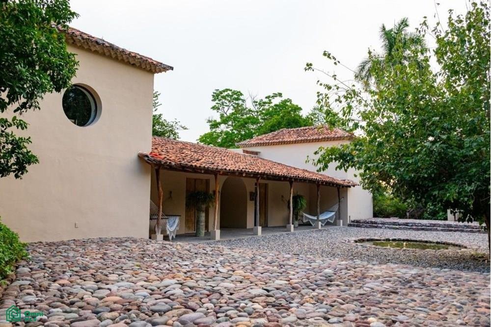 House in Tehuixtla, Morelos, Mexico 2 - 18030430